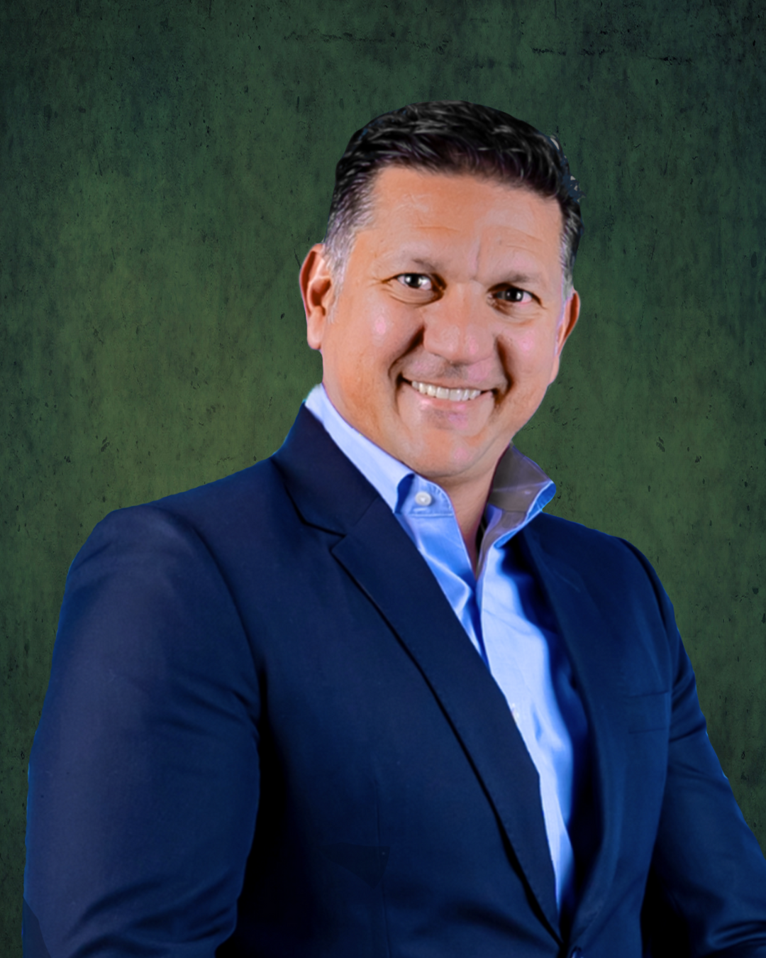 photo of Cesar Mendoza